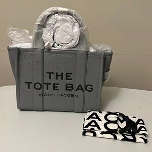 Marc Jacobs small leather tote